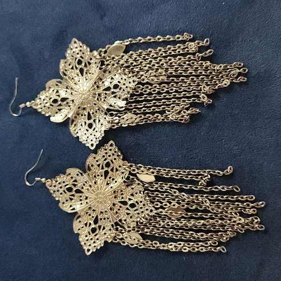 NEW - Vintage Style Earrings - Picture 3 of 5